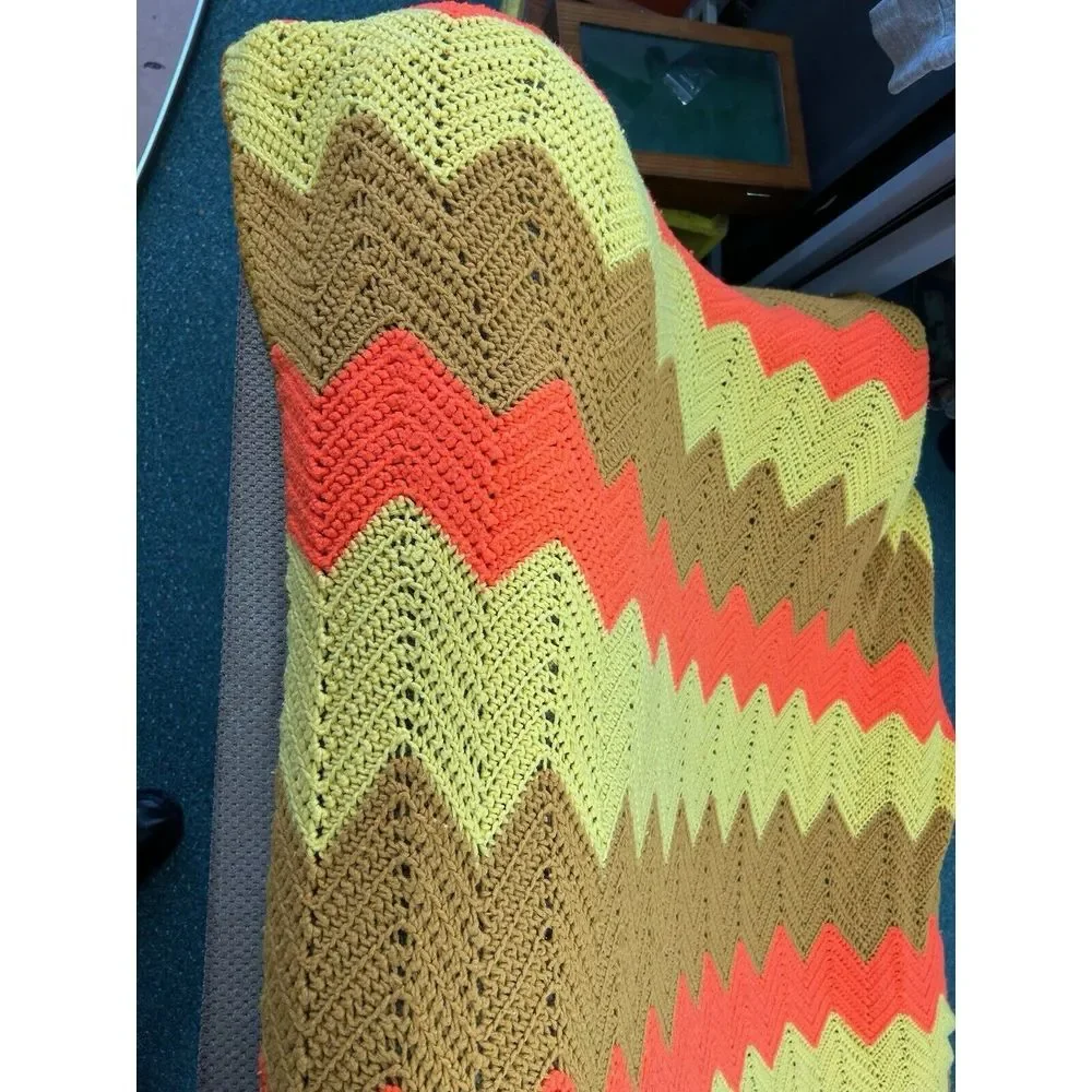 Vintage‎ Handmade Crochet Afghan Throw Orange Brown 70s 95X60